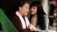 Mẹ Vẫn Đợi Con Về