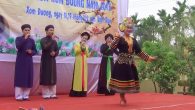 Hát văn cô bé thượng Ngàn