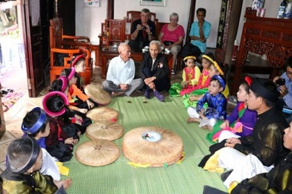 Bảo tồn và phát huy giá trị di sản Dân ca Quan họ